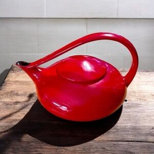 Judith Weber Red Classic Porcelain
Teapot Tea Pot MCM Style